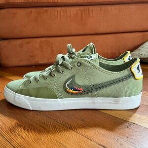 Nike SB Blazer Court - Size 12
